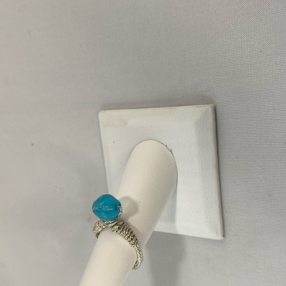 Handmade Ring Glass Bead Silver Tone Wire - Picture 5 of 11